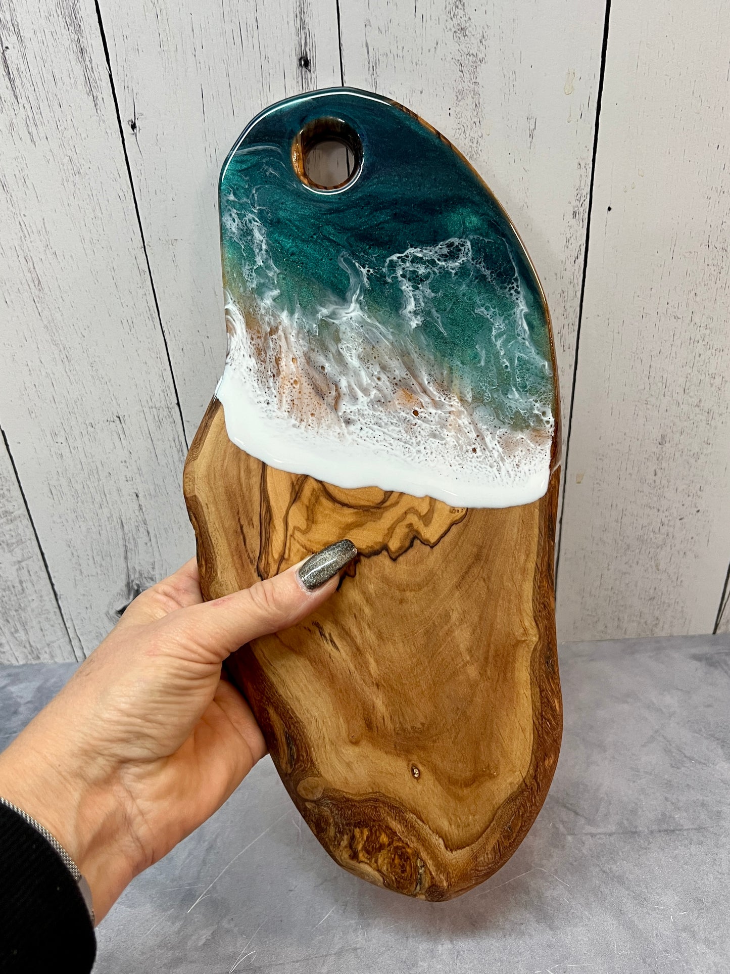 Sm/Med Olive Live Edge - Beach Wave Charcuterie Board w/hole - Mediterranean Sea